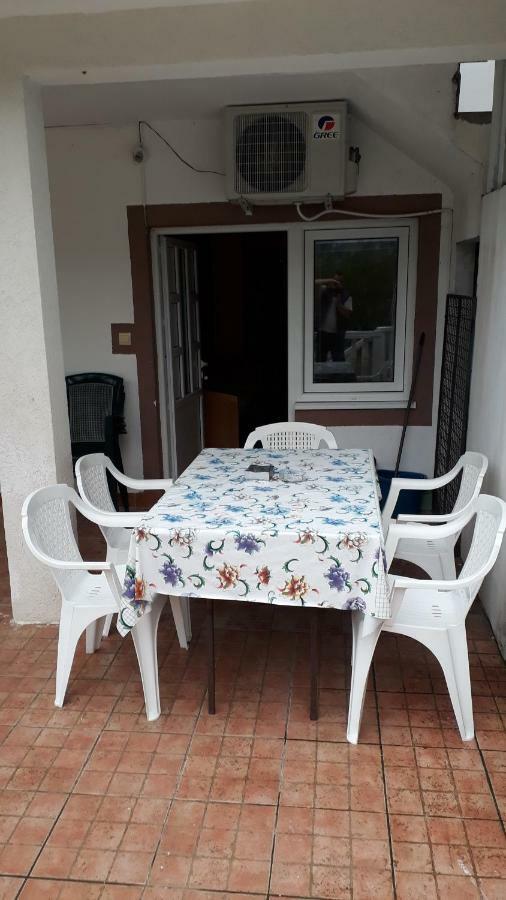 Vila Ruska Prčanj Exterior foto
