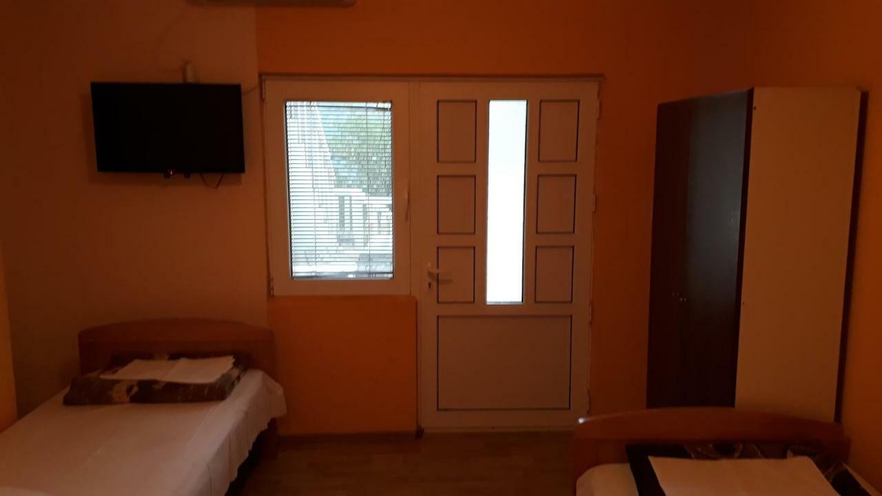 Vila Ruska Prčanj Exterior foto